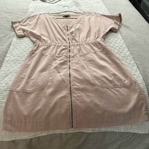 Beautiful light pink sipper dress never used from target